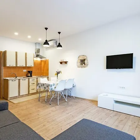 Cozy 10 Min From The Beach * Póla
